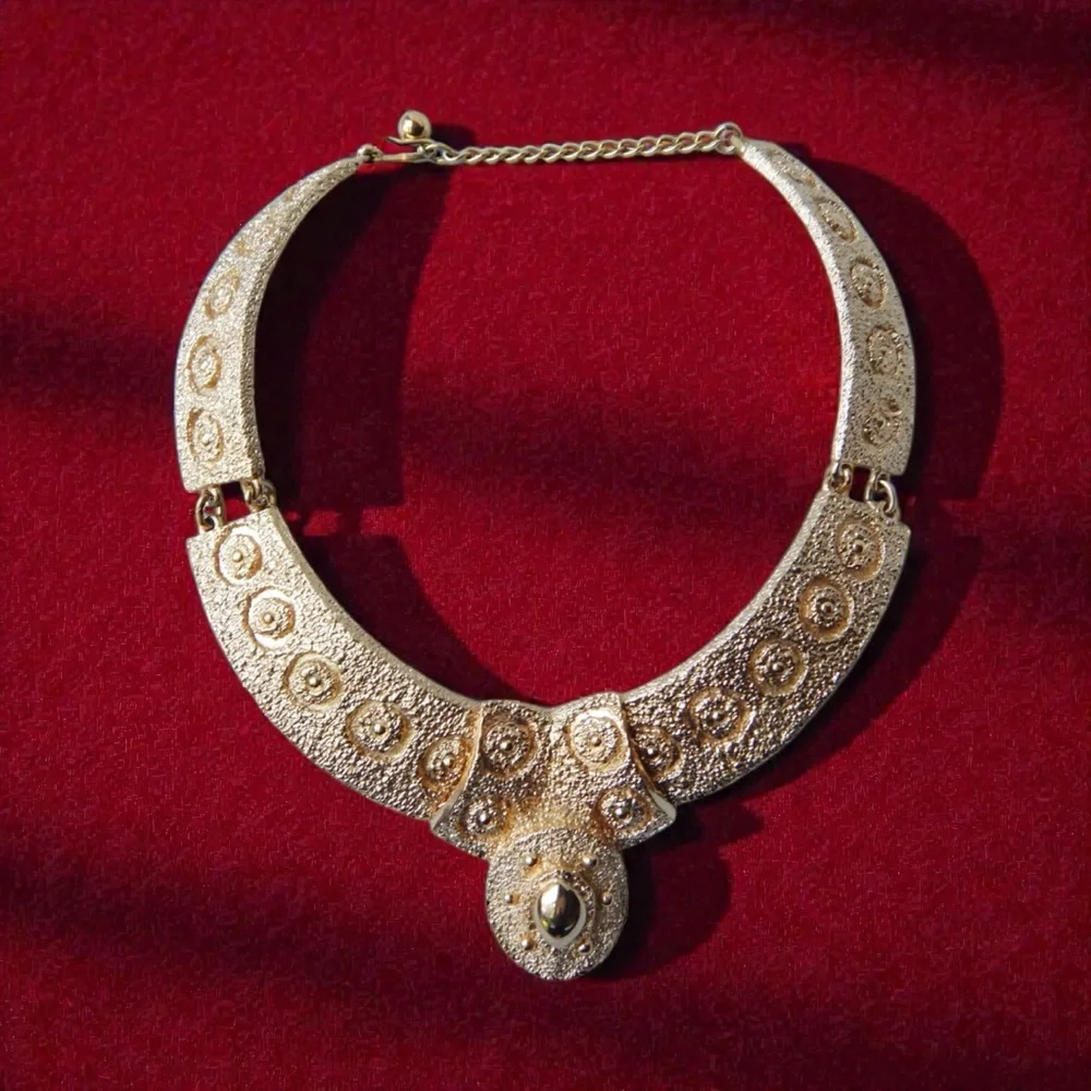 NAPIER 1971 Egyptian Collection Bib Necklace, BOOK PIECE